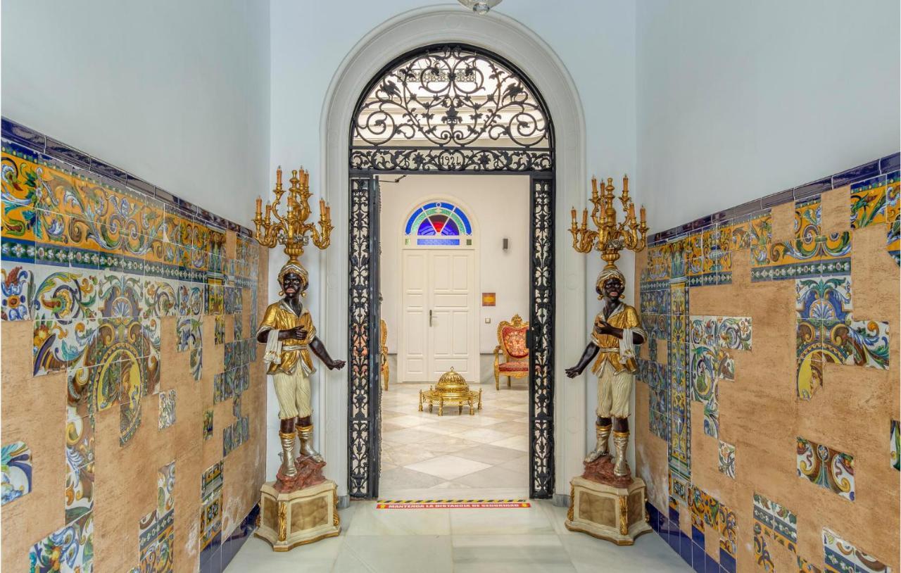 Amazing In With Kitchenette Apartment Seville